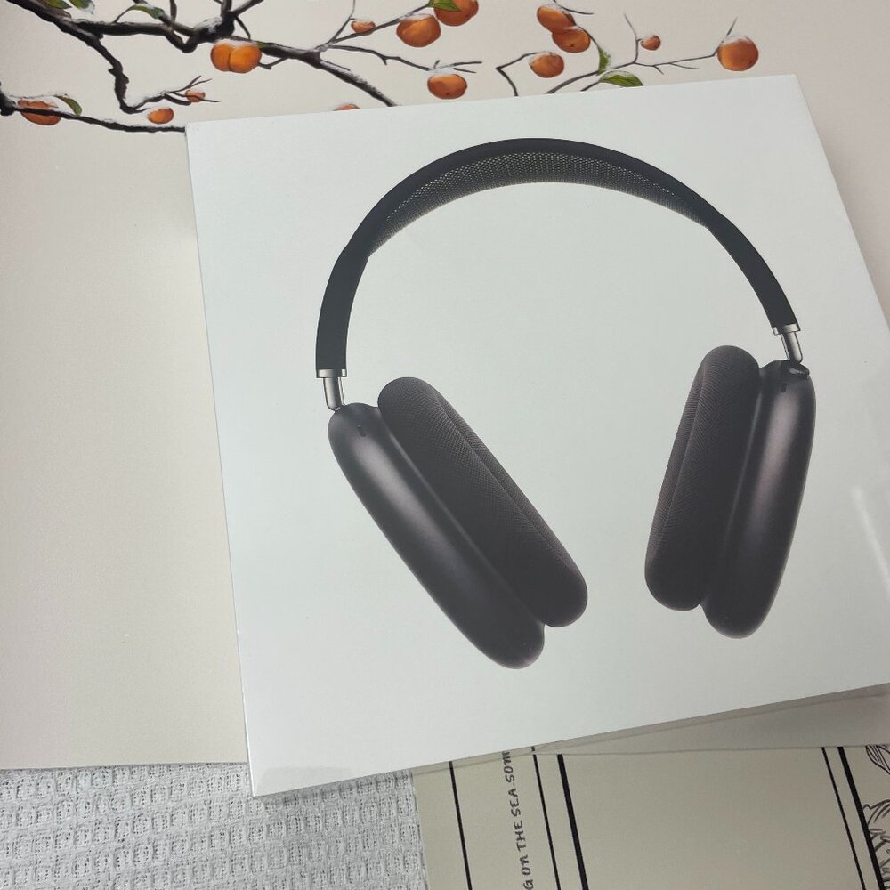 🎧Brand New NWT Apple AirPods Max with Smart Case Cover